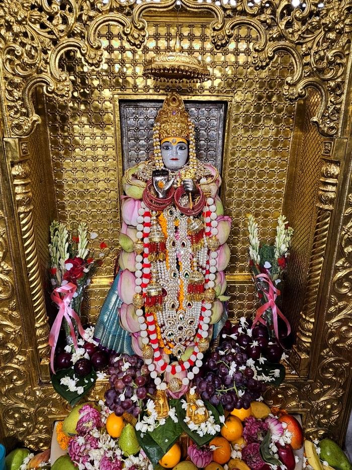 गुफा दर्शन
