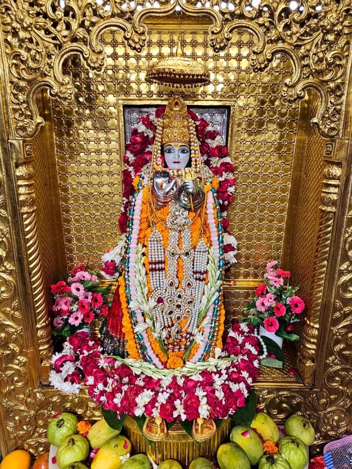गुफा दर्शन