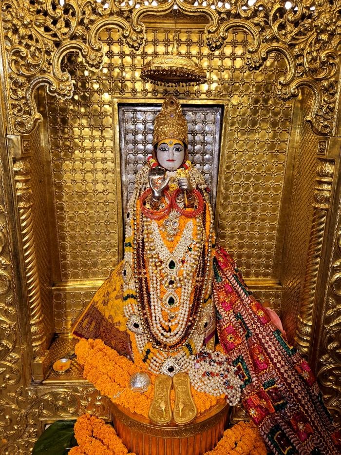 गुफा दर्शन