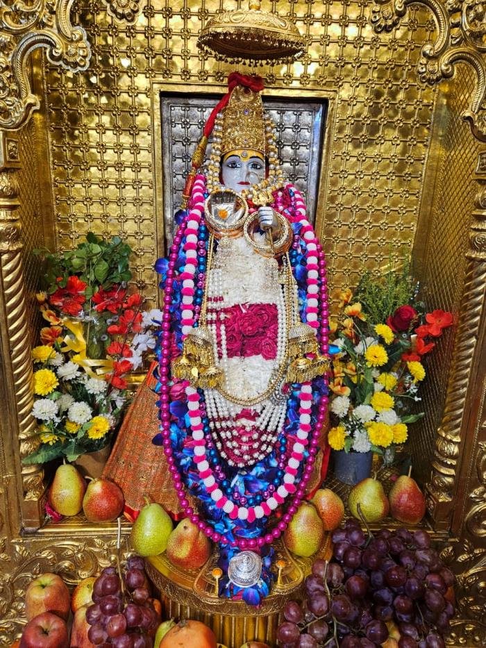 गुफा दर्शन